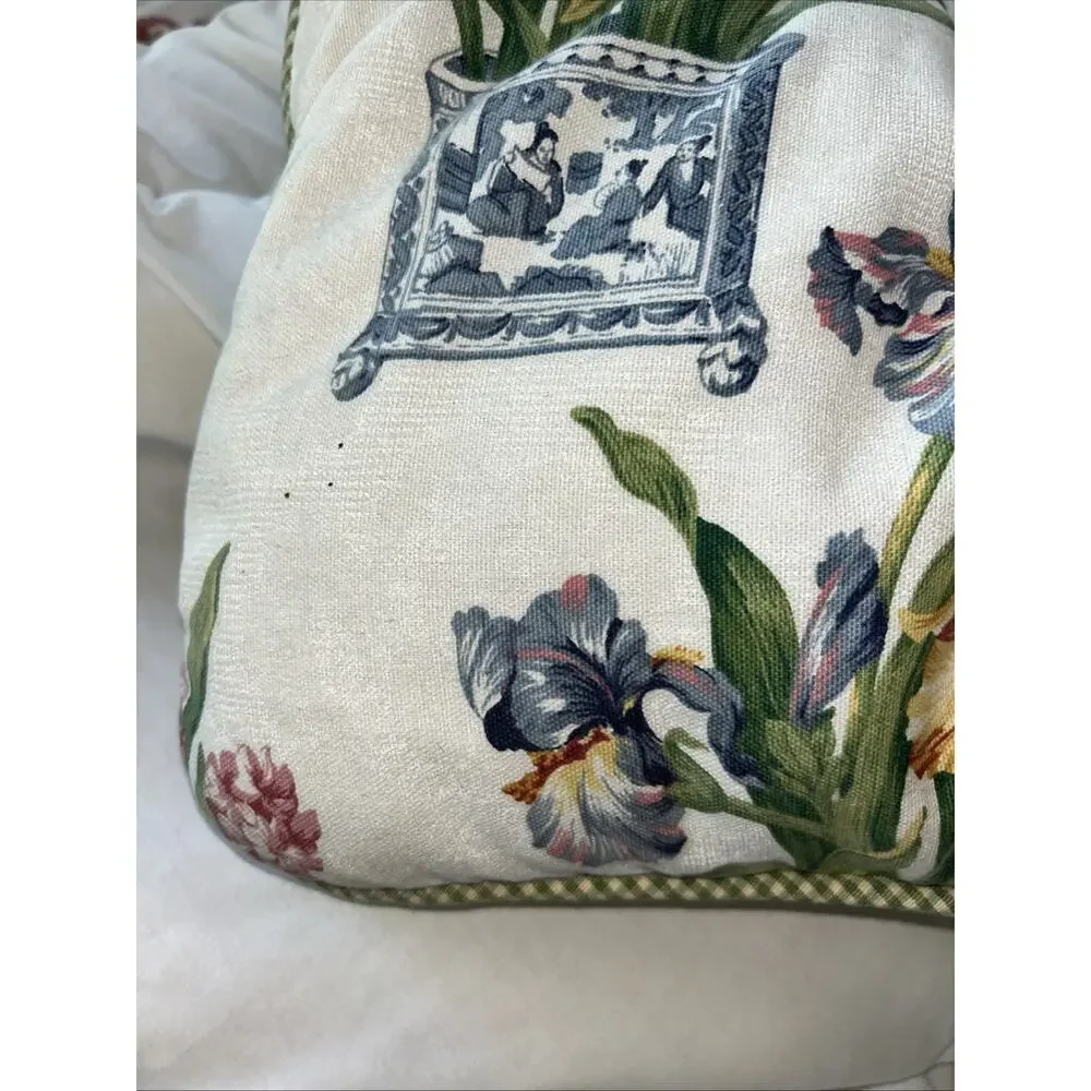 Kingsway Melanie White Chinoiserie King Floral Bed Comforter And 2 King Shams